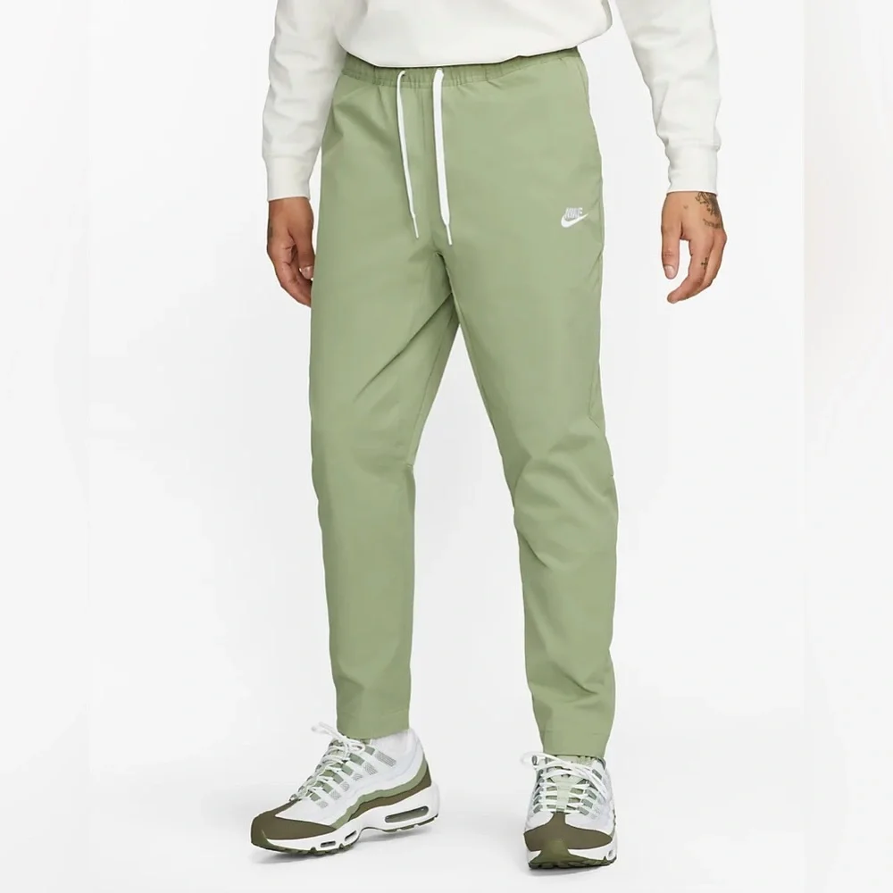 Nike Club Woven Tapered Leg Pants Oil Green  NWT DX0623-386 Medium - Picture 3 of 11